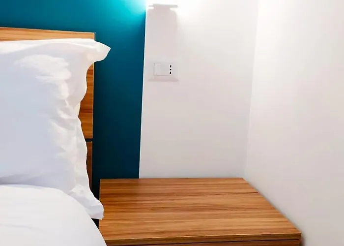 Nacasa Couette-café Naples